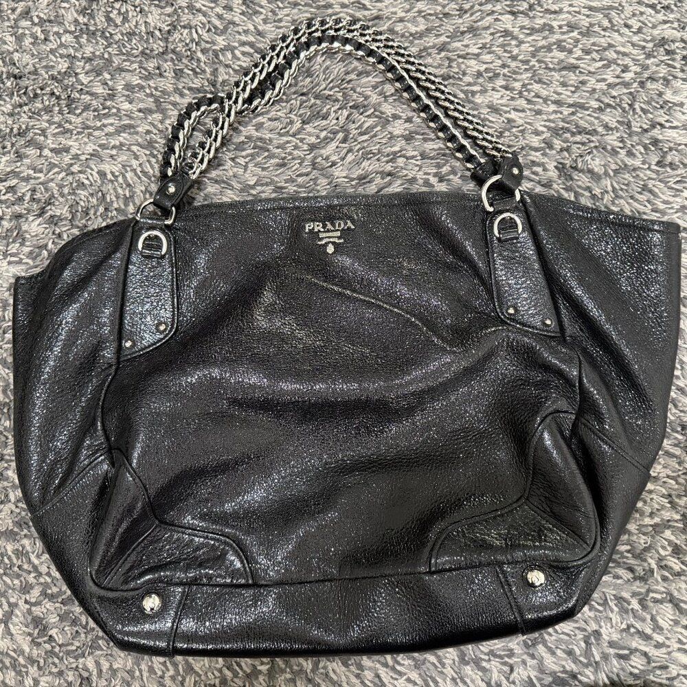Prada Cervo Lux Chain Large Black Leather Tote - Picture 2 of 16